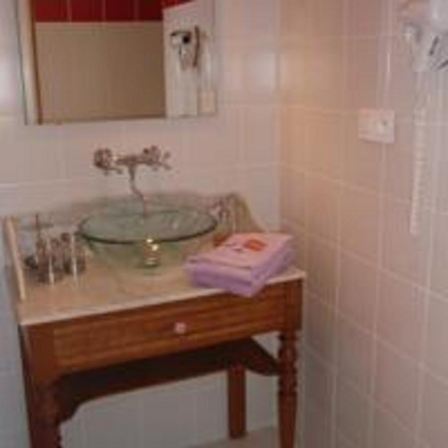 Au Rendez Vous De L'Auxois B&B Essey Δωμάτιο φωτογραφία