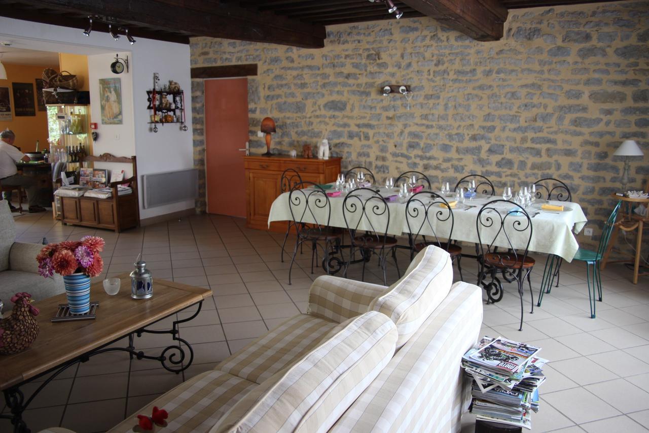 Au Rendez Vous De L'Auxois B&B Essey Εξωτερικό φωτογραφία