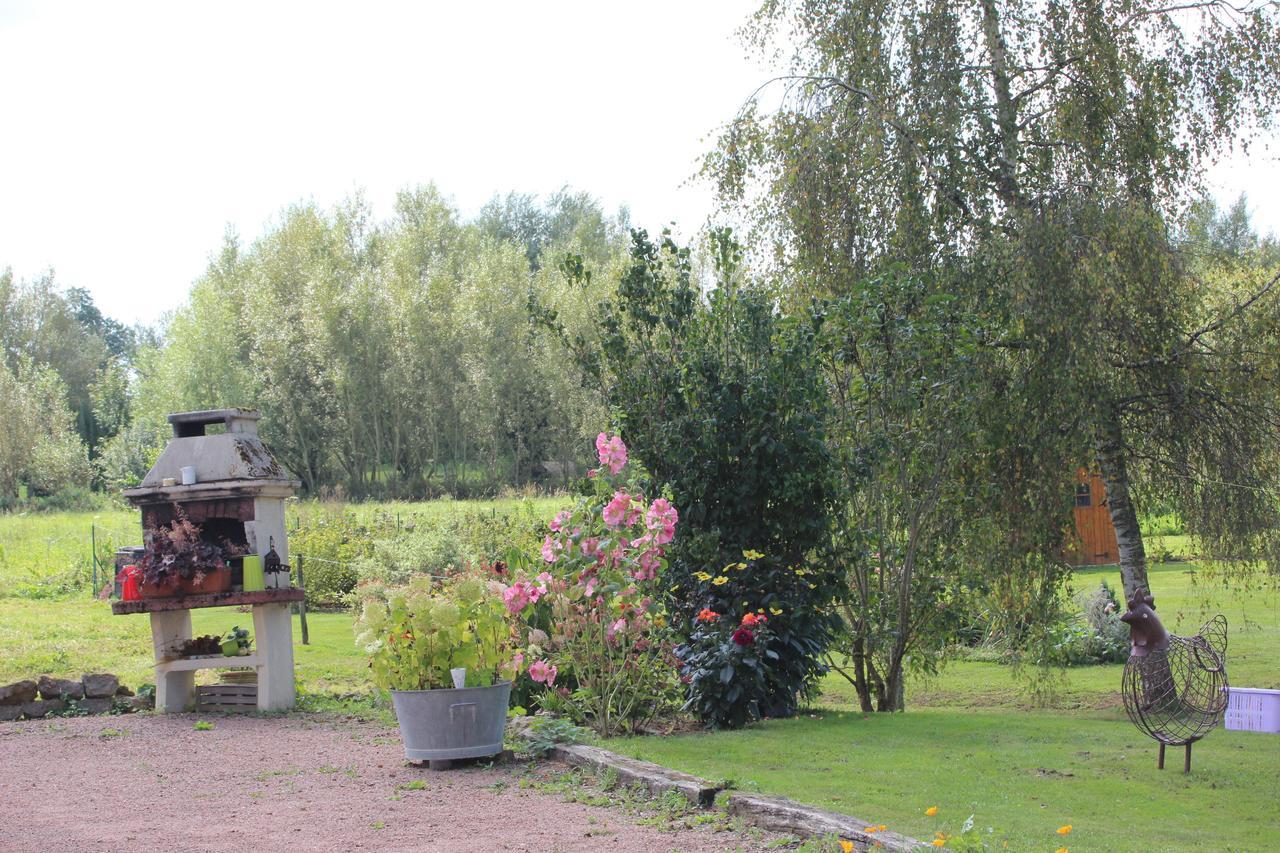 Au Rendez Vous De L'Auxois B&B Essey Δωμάτιο φωτογραφία