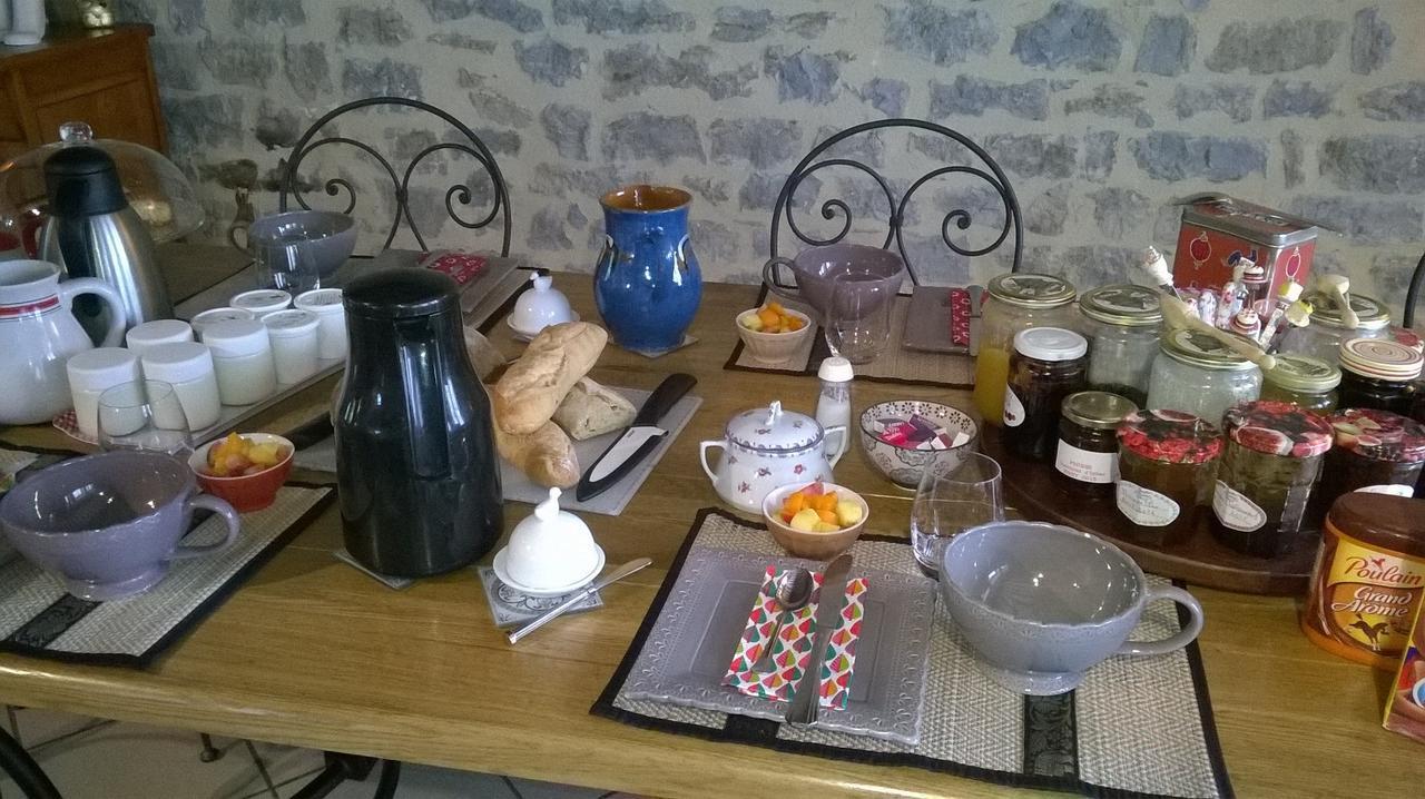 Au Rendez Vous De L'Auxois B&B Essey Εξωτερικό φωτογραφία